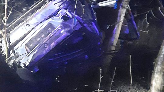 Dachował w BMW. Alkoholowy wątek dotyczący kierowcy Dachował w BMW. Alkoholowy wątek dotyczący kierowcy