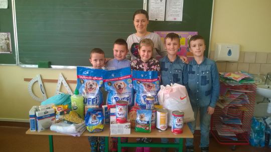 Dary dla Staruszkowa zawiezione