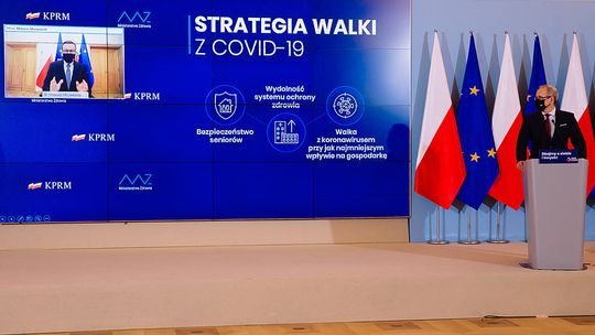 Do 20 osób na weselu i bez tańców. Nauczanie hybrydowe. Są nowe obostrzenia