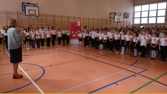 Do hymnu! - zaśpiewaliśmy, dumni, pewni siebie  i całym sercem