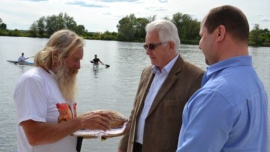 Doba zaprezentuje swój kajak