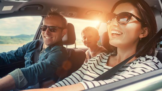 Właściciele aut spalinowych będą zadowoleni. Podatek zastąpią inne reformy