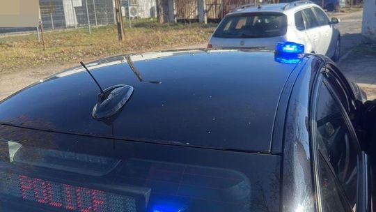 Dostała 1,5 tys. z mandatu i 13 punktów karnych. I straciła prawo jazdy Dostała 1,5 tys. z mandatu i 13 punktów karnych. I straciła prawo jazdy