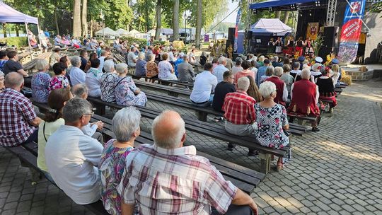 Dożynki gminne w Trzcińsku-Zdroju. Tradycyjne święto plonów [WIDEO, FOTO]