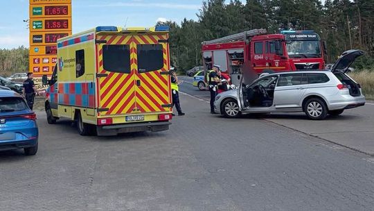 Dramat na drodze na południu powiatu gryfińskiego. Nieustąpienie pierwszeństwa doprowadziło do zderzenia
