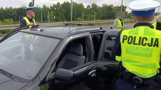 Drogówka zatrzymała nielegalnych imigrantów. Przemyt ludzi przerwany