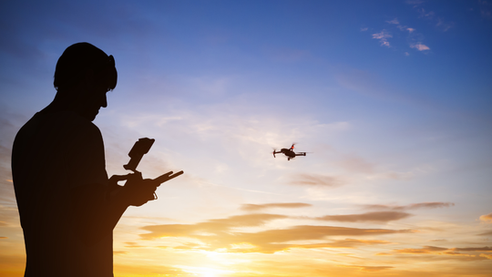 Rynek dronowy w Polsce. Poziom uprawnień i rodzaj kursu