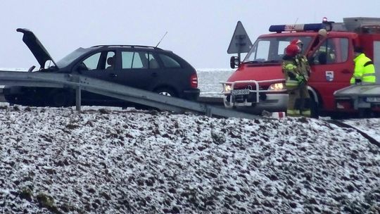 Dwie osoby ranne w wypadku odwieziono do dwóch różnych szpitali