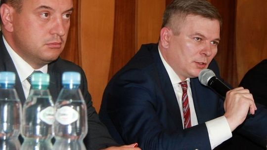 Dwóch kandydatów na stanowisko dyrektora OSiR