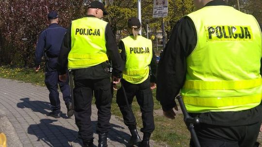 Działania policji w związku z fałszywymi alarmami w szkołach
