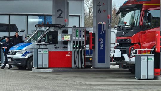Działania zbrojne na Bliskim Wschodzie mają konsekwencje też u nas. Lepiej teraz kupić paliwo