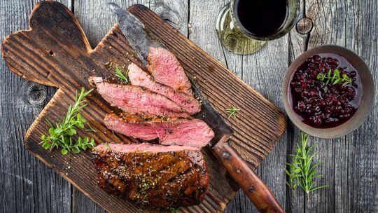 Dziczyzna pełna leśnego smaku i aromatu