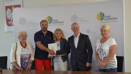 Dzięki grantom będą zielone przystanki i palenisko na plaży