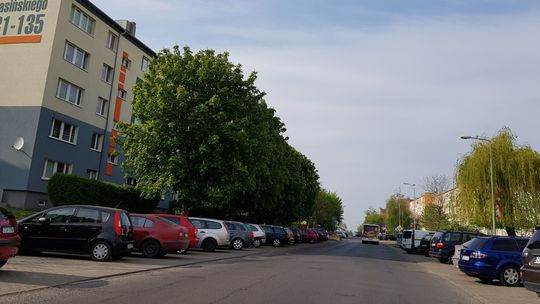 Dziś podpisali umowę w sprawie remontu ulicy powiatowej w Gryfinie