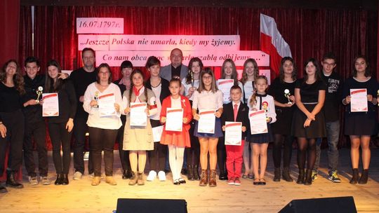 Dziś śpiewamy pieśni patriotyczne