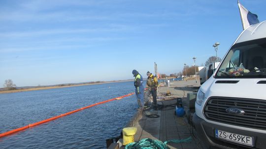 Dziwią się dlaczego barka przed zatonięciem skierowana była w przeciwnym kierunku?
