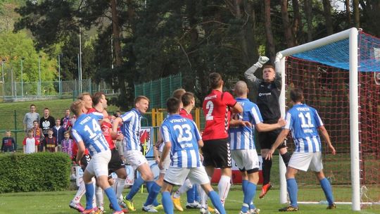 Energetyk przegrał na własnym boisku