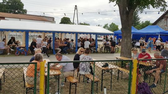 Festyn integracyjny z wieloma atrakcjami