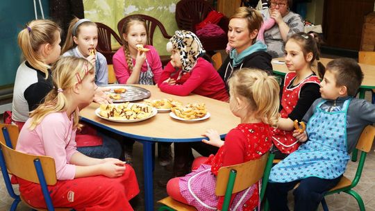 Gdzie robią takie oponki, faworki czy rogaliki Gdzie robią takie oponki, faworki czy rogaliki