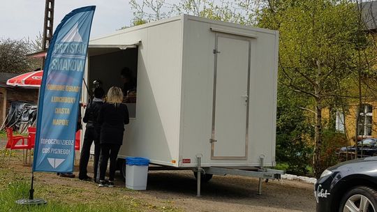 Głodnych nakarmią, spragnionych napoją. Pyszna oferta przy moście i ścieżce rowerowej Głodnych nakarmią, spragnionych napoją. Pyszna oferta przy moście i ścieżce rowerowej