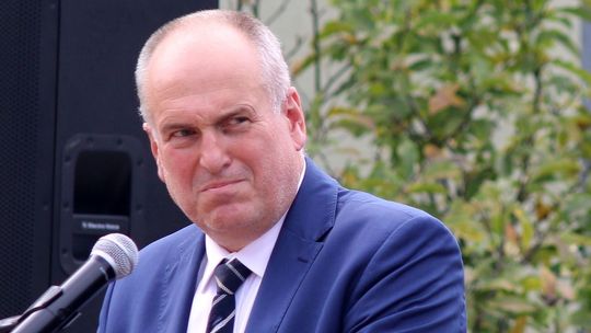 Gmina nie darowała kary, bo jej nie naliczyła: sprostowanie burmistrza