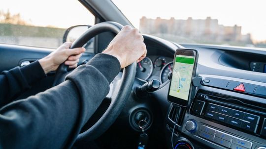 Nowe funkcje Google Maps przydatne dla kierowców i pieszych