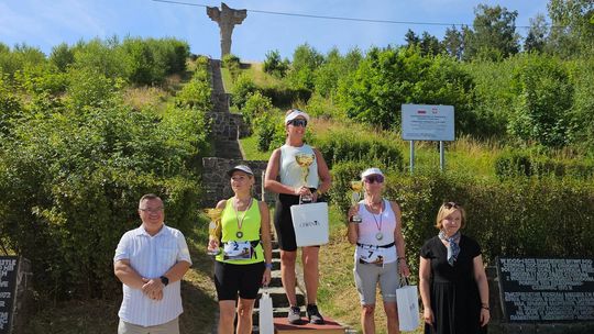 Gorące emocje i sportowa rywalizacja! Za nami „Bieg do Orła” w ramach Dni Cedyni - nordic walking