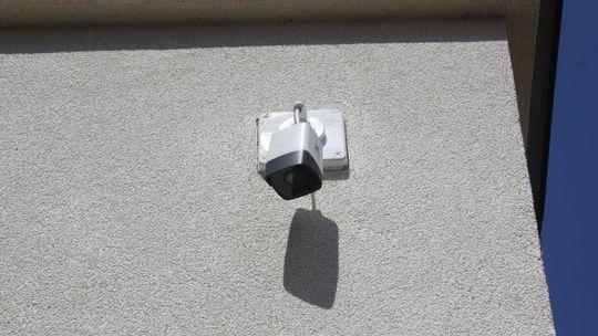 Gryfinianka obawia się, że może być podglądana. Spór o prywatny monitoring