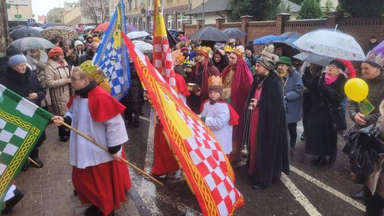 Gryfino. W Orszaku Trzech Króli grała nawet orkiestra [FOTO]