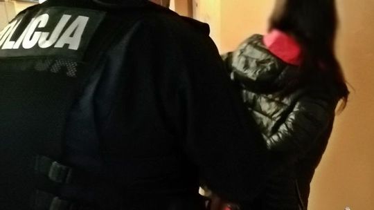 Gryfińscy policjanci zatrzymali dilerkę narkotyków