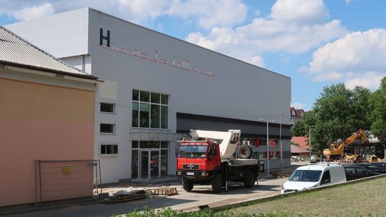 H - jak hala, a jednak nie sala