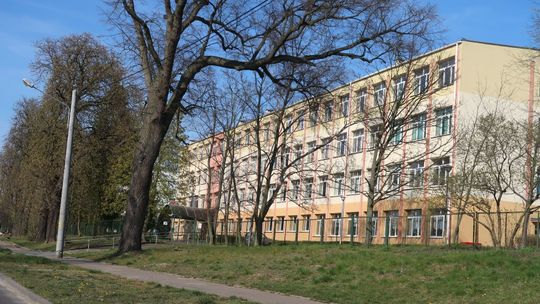 Harmonogram egzaminów i rekrutacji – nowe rozwiązania w związku z czasowym ograniczeniem funkcjonowania szkół i placówek