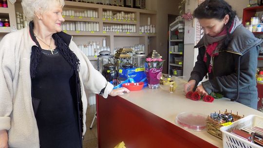 Ile zapłacimy za kwiaty i znicze