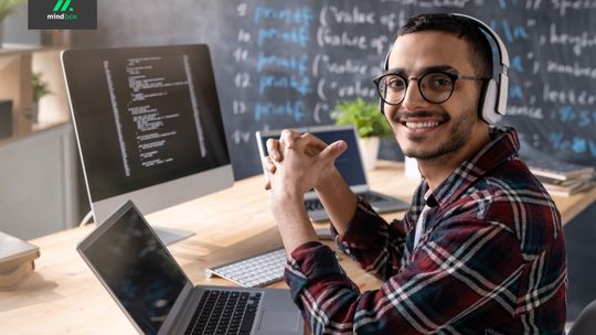 Ile zarabia full stack developer?