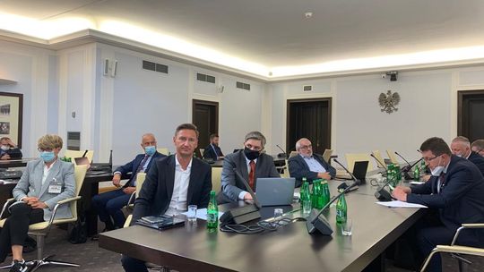 Jak można budować przyszłość o nieaktualne dane sprzed 10 lat? - pyta marszałek