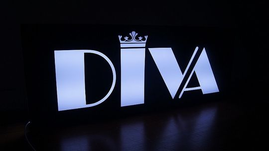 Jak ocenić jakość wykonania kasetonu reklamowego? Gdzie warto zamówić? Jak ocenić jakość wykonania kasetonu reklamowego? Gdzie warto zamówić?