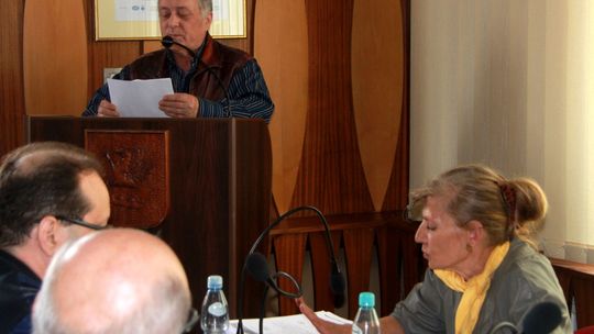 Jak pozbawić wsie funduszy sołeckich