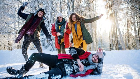 Jakie są rodzaje ocieplanych kurtek zimowych i które wybrać?