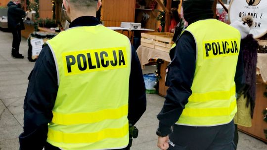 Jarmark bożonarodzeniowy z obostrzeniami, ale na żywo. Zjemy i wypijemy w samochodzie