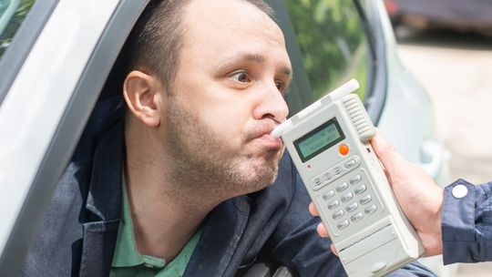 Dostał już dożywotni zakaz za recydywę. Nowe prawo surowo karze niepokornych kierowców