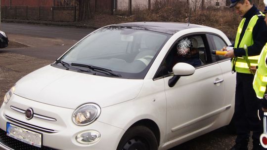 Jechał, a nie powinien Jechał, a nie powinien