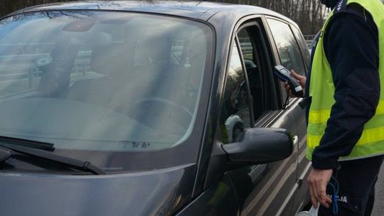 Jechał po spożyciu alkoholu. Zatrzymała go policja
