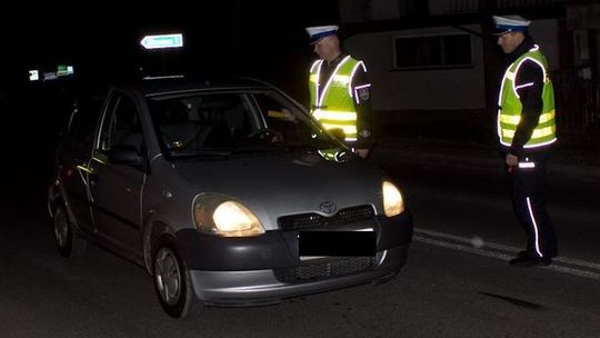 Jechał przez miejscowość 130 km/h. Drugi prawie też tak szybko