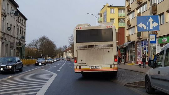 Jechał ul. Chrobrego w biały dzień mając prawie 3 promile