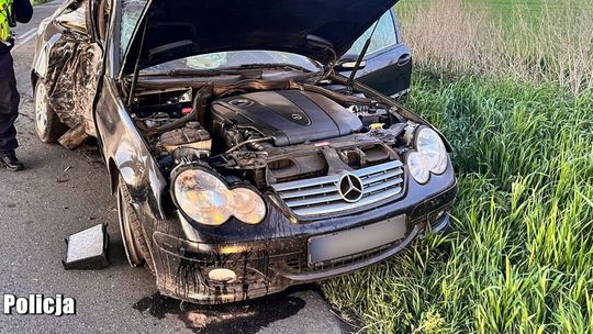 Jechał za szybko i dachował. Policja już wie