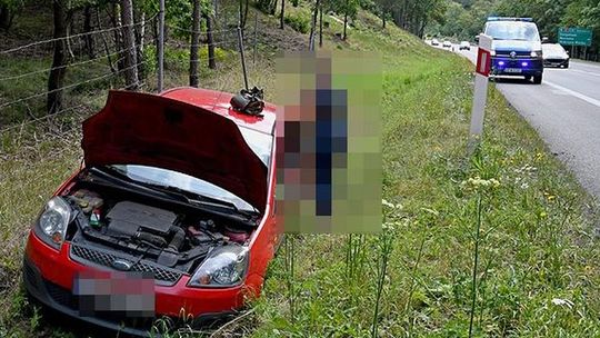 Jechała nad morze. Zasnęłą za kierownicą