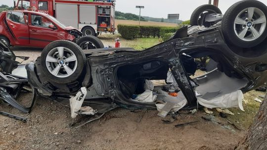 Jeden błąd kierowcy BMW kraksa i…