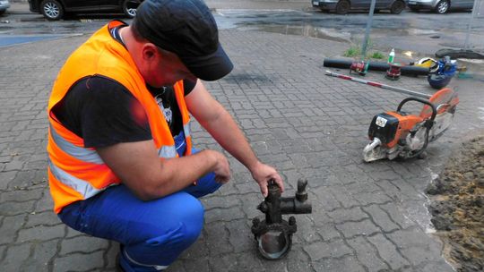 Jedną awarię usunęli. Powstała kolejna [ZDJĘCIA]