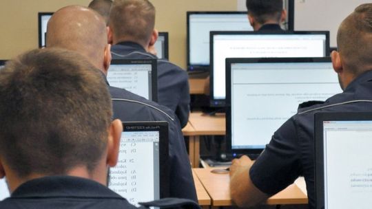 Jedno jabłko z wieczora i nie ma doktora, czyli jak pracować zdalnie i nie zwariować?