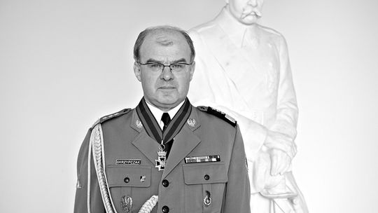 Nie żyje charyzmatyczny dowódca. Na misji nie miał „na koncie” strat bojowych